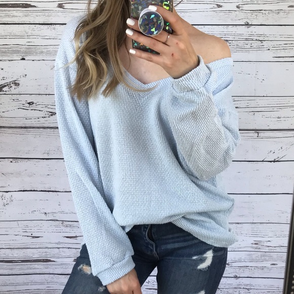 ❗️1 LEFT❗️ Blue Oversized Vneck Knit Sweater - Picture 3 of 7